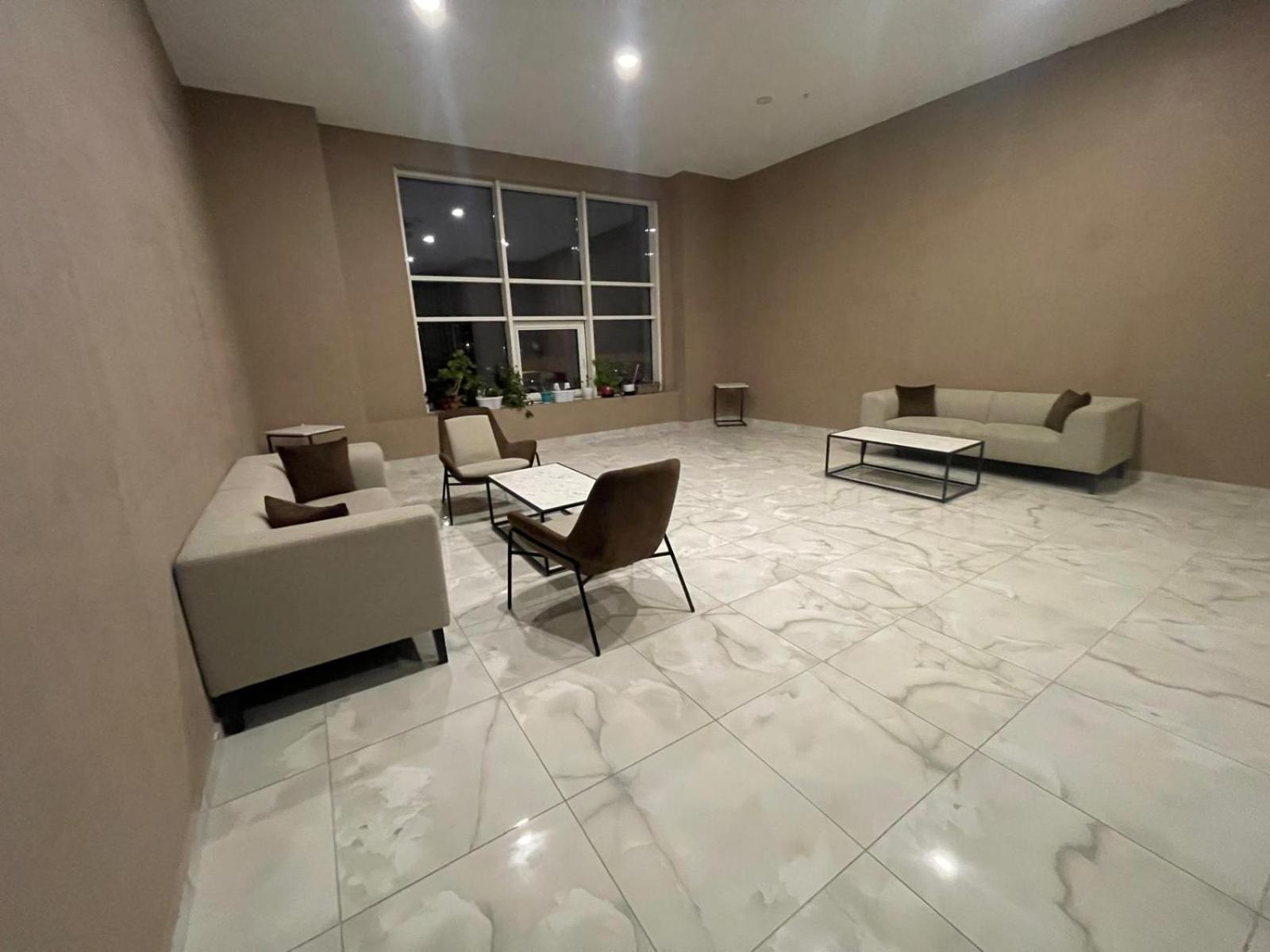 Sky Lux Point Apartment Skopje Luaran gambar